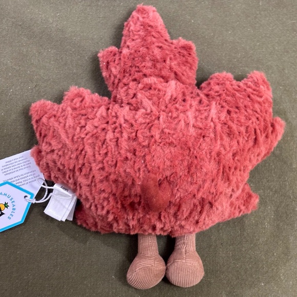 NWT- Jellycat Amuseables Maple Leaf Plush - Picture 2 of 4
